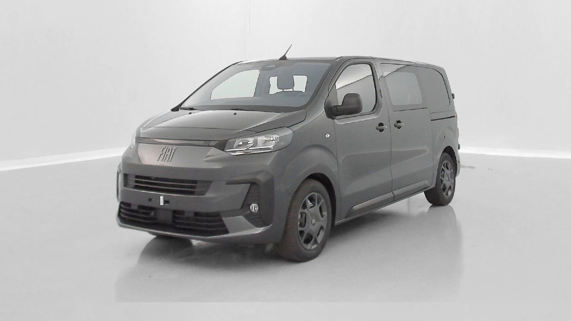 Fiat Scudo Pack Premium Connect 2.0 BlueHDi 180ch photo