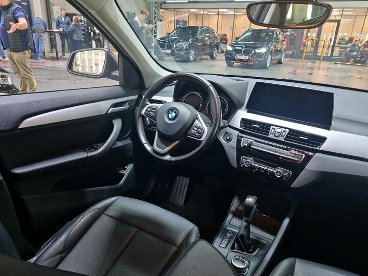 BMW X1 X1 xDrive25e (162 kW) (PHEV) 162kW/220pk  5D/P Auto-6 photo