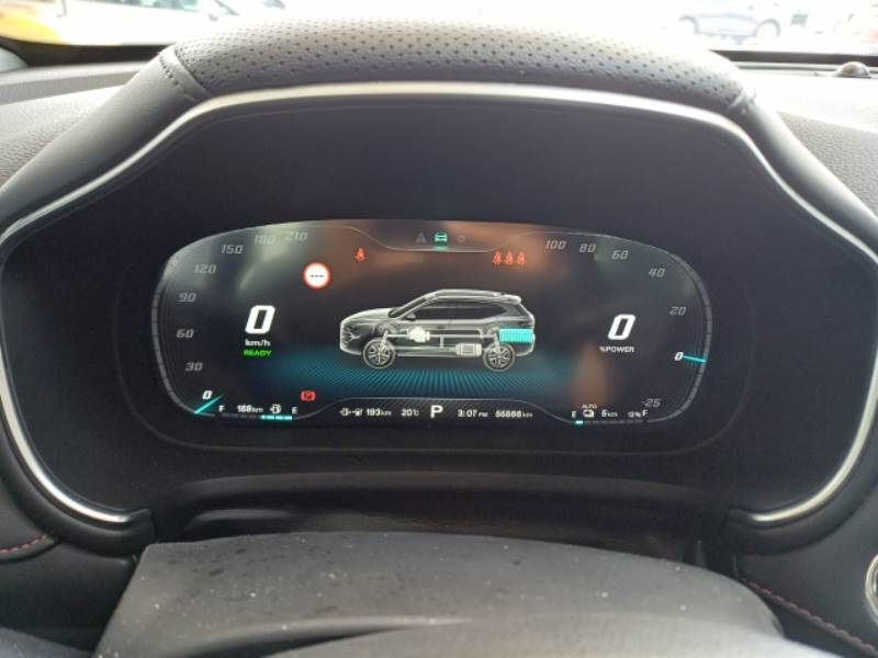 MG EHS / 2021 / 5P / SUV 1.5 T PLUG-IN HYBRID EXCLUSIVE photo