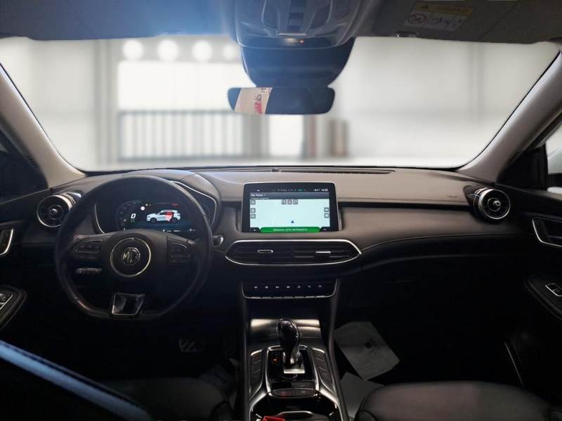 MG EHS / 2021 / 5P / SUV 1.5 T PLUG-IN HYBRID EXCLUSIVE photo
