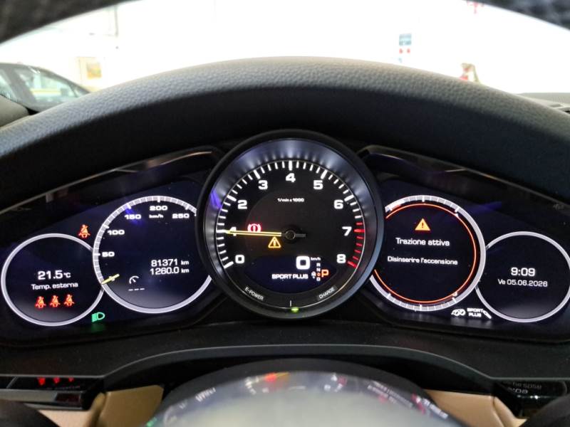 PORSCHE CAYENNE / 2017 / 5P / SUV 3.0 V6 E-HYBRID photo