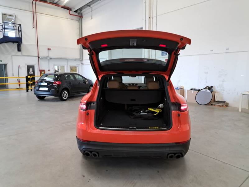 PORSCHE CAYENNE / 2017 / 5P / SUV 3.0 V6 E-HYBRID photo
