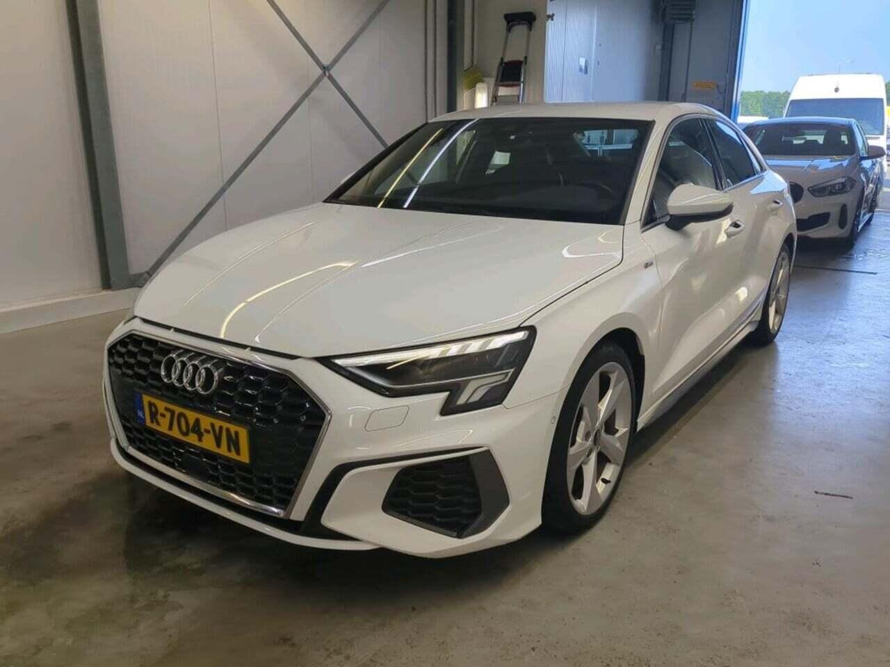 AUDI A3 Limousine 35 TFSI S edition