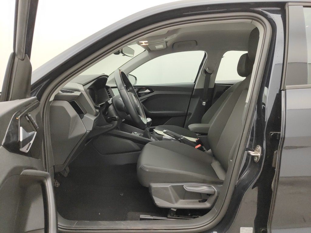 Audi A1 Sportback 1.0 25 TFSI 70kW 5d photo
