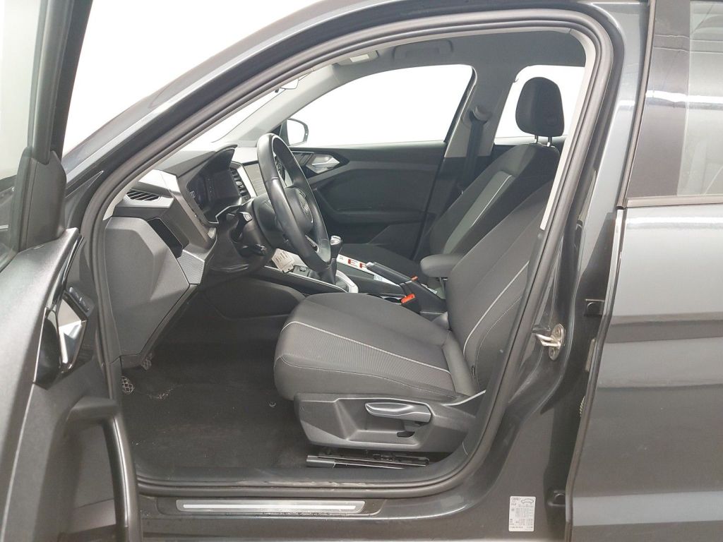 Audi A1 Sportback 1.0 25 TFSI 70kW Advanced 5d photo