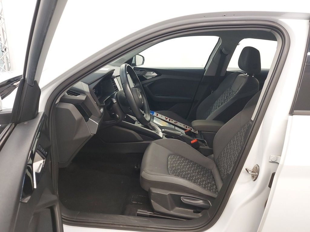 Audi A1 Sportback 1.0 30 TFSI 85kW S tronic 5d photo