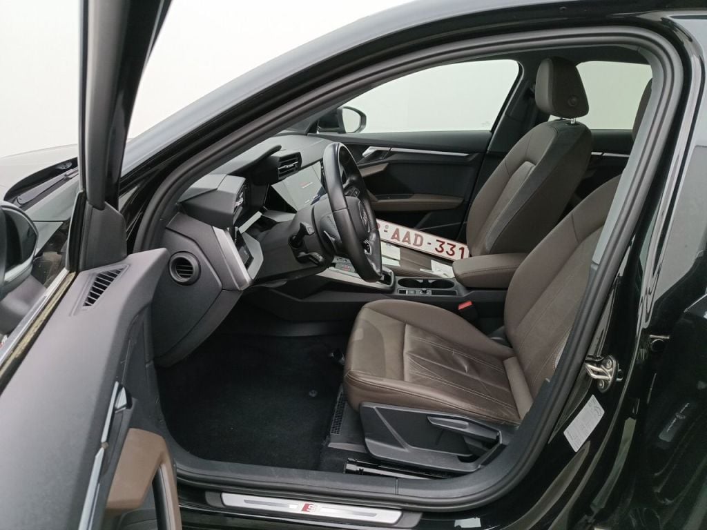 Audi A3 Berline 1.5 TFSi 35 110kW S tronic S line 4d photo