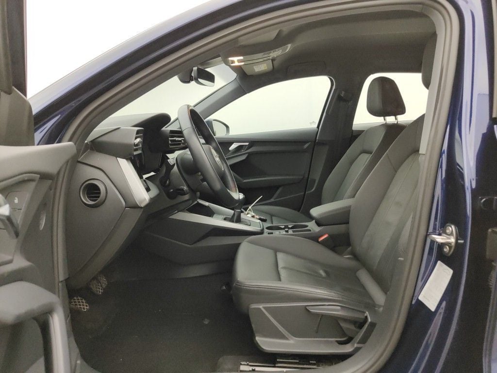 AUDI A3 SPORTBACK - 2020 35 TFSI 150hp (EU6AP) 5d photo
