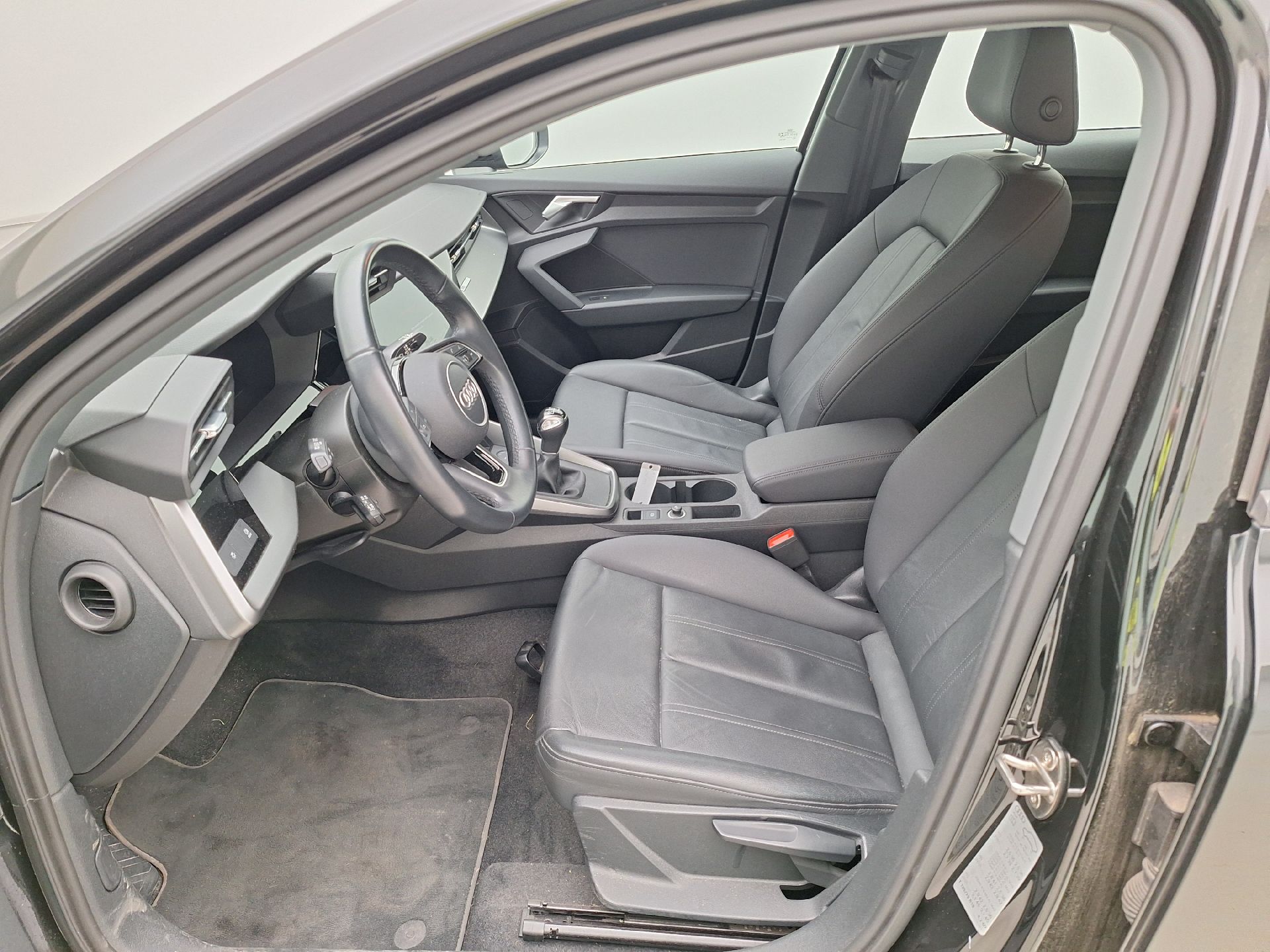 Audi, A3 SB '20, Audi A3 Sportback 2.0 35 TDi 110kW Attraction 5d photo