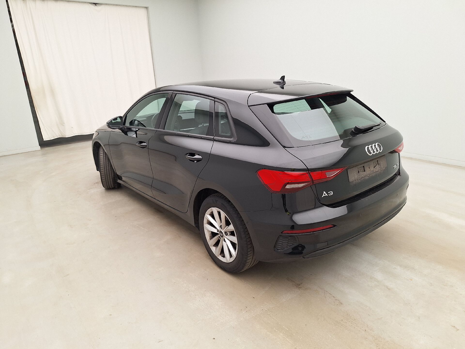 Audi, A3 SB '20, Audi A3 Sportback 2.0 35 TDi 110kW Attraction 5d photo