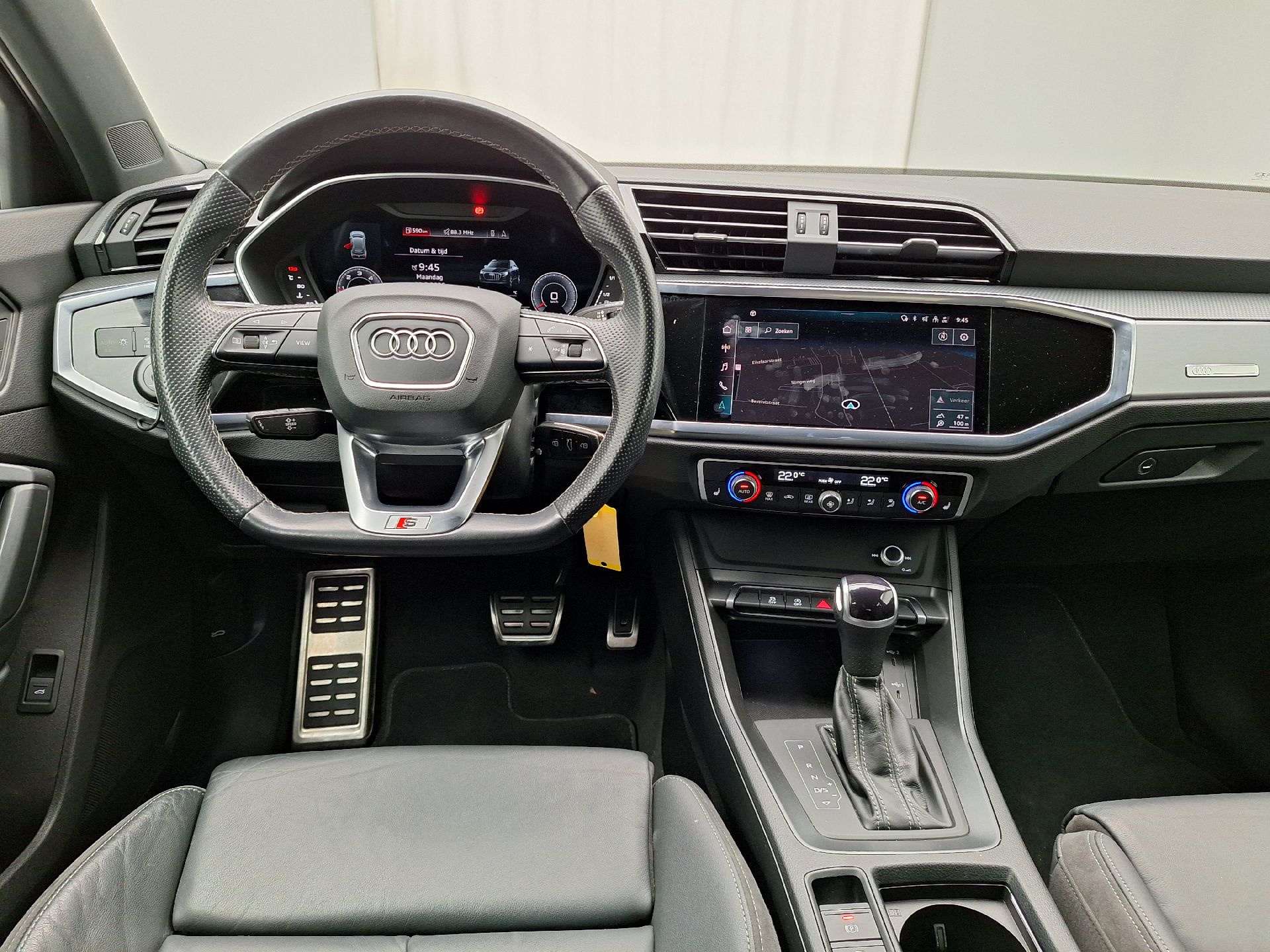 Audi, Q3 '18, Audi Q3 35 TDI S tronic S line Business Edition 5d photo