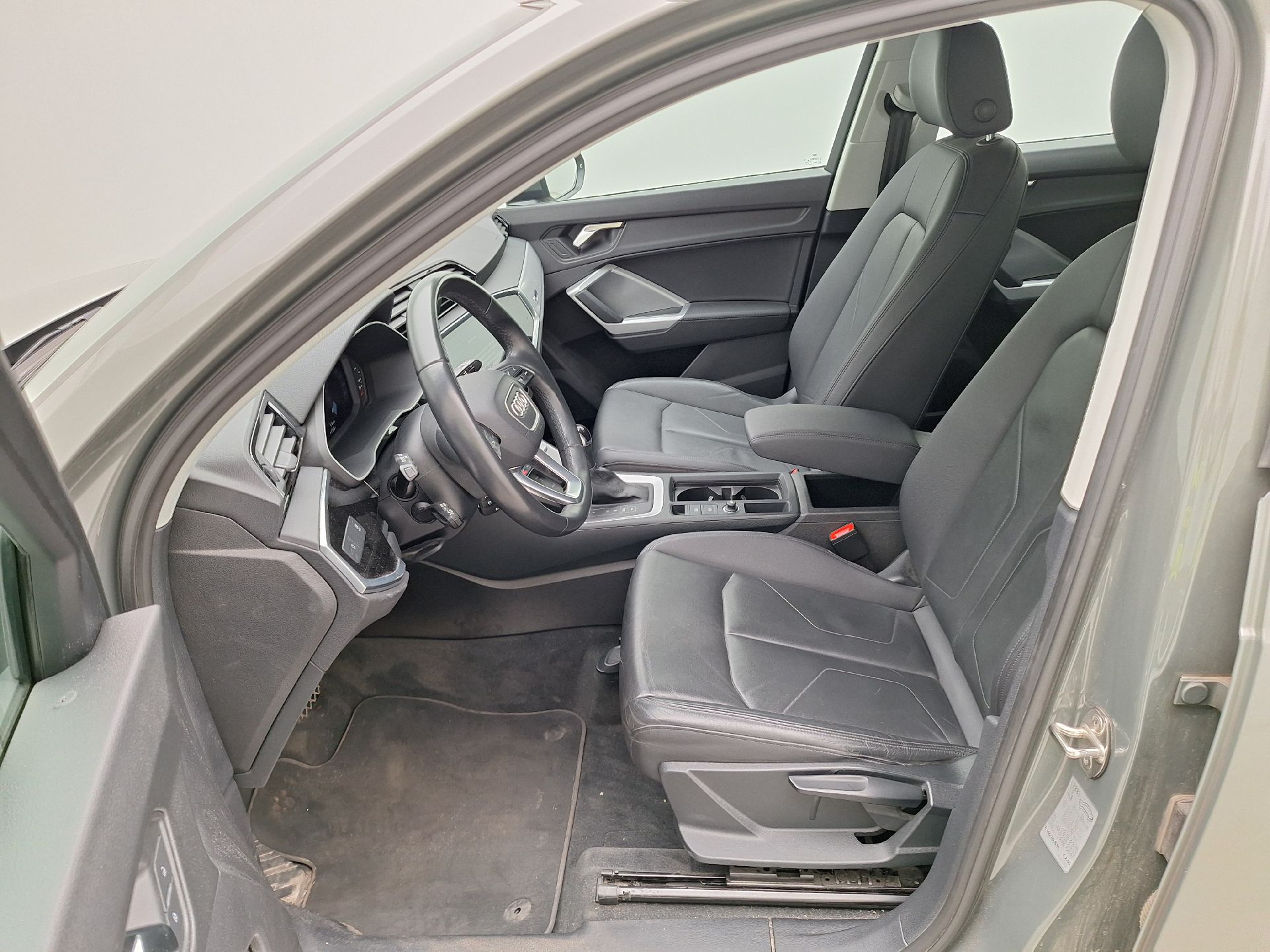 Audi, Q3 '18, Audi Q3 35 TFSI S tronic S line Business Edition 5 photo