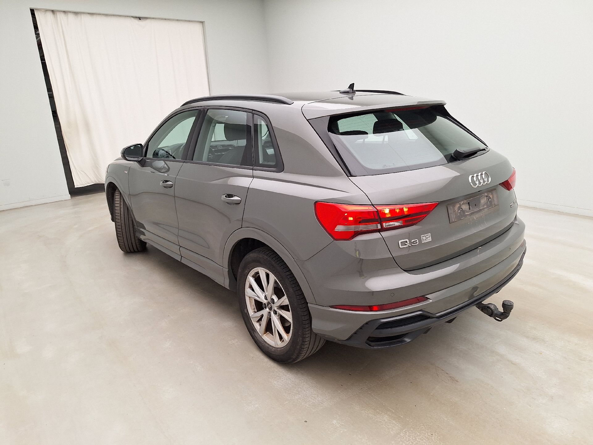 Audi, Q3 '18, Audi Q3 35 TFSI S tronic S line Business Edition 5 photo