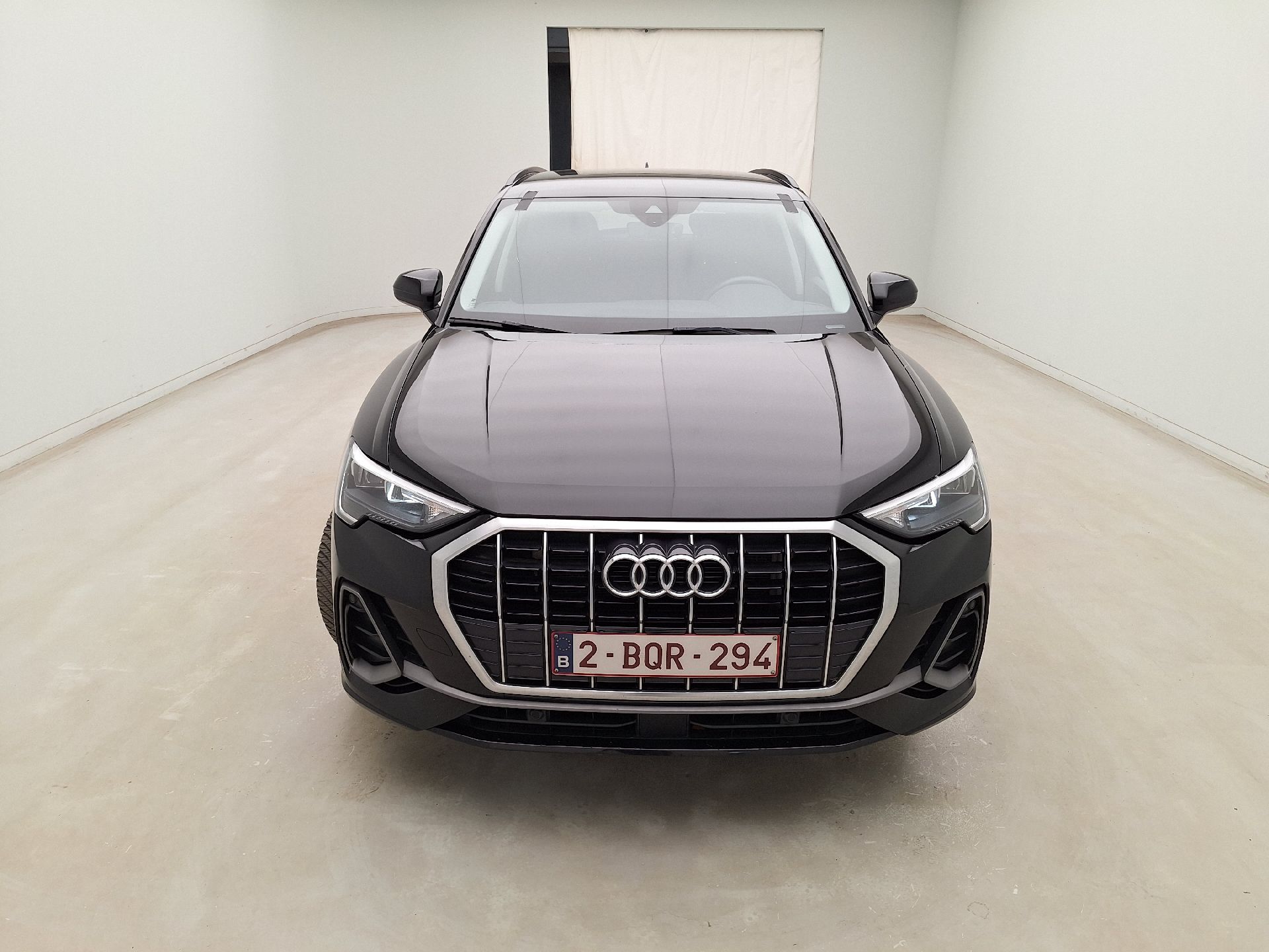 Audi, Q3 '18 PHEV, Audi Q3 45 TFSI e S tronic S Line 5d