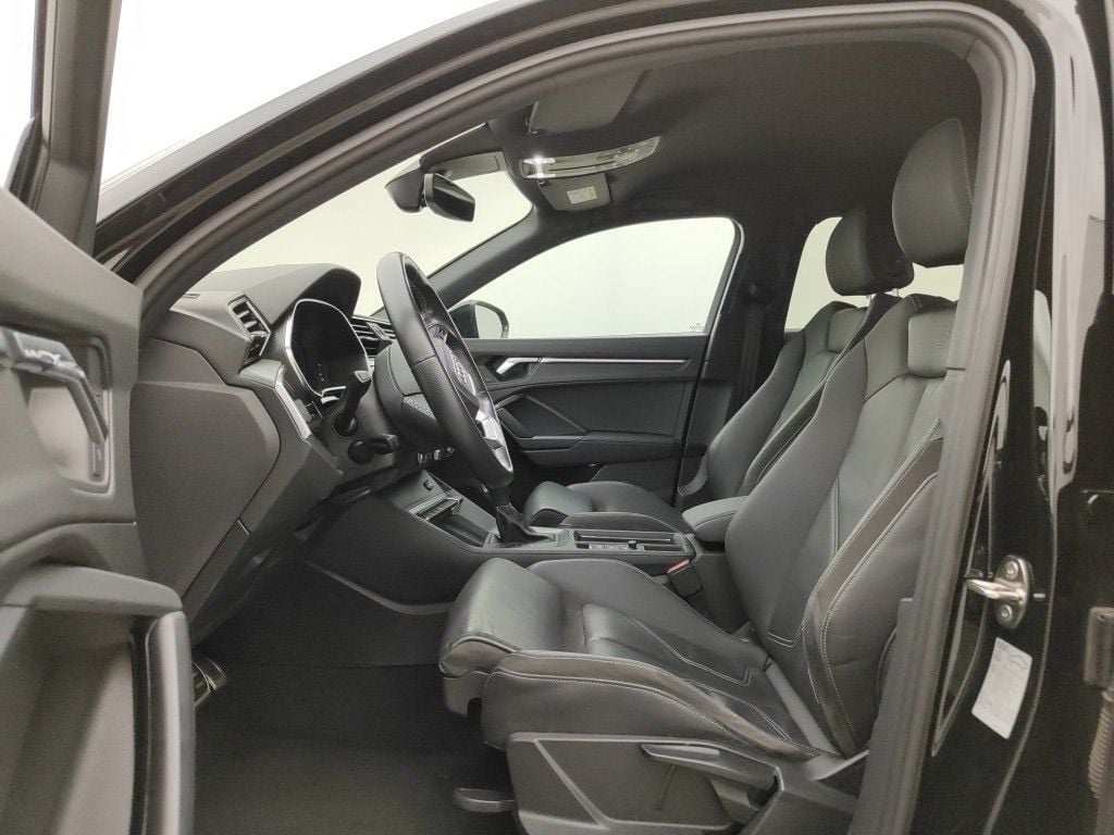 AUDI Q3 SPORTBACK 45 TFSIe 245 S Line S tronic (EU6d-TEMP) 5d photo