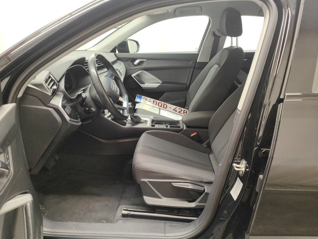 Audi Q3 Sportback 45 TFSI e S tronic S Line 5d photo