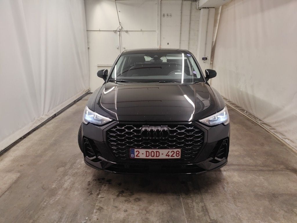 Audi Q3 Sportback 45 TFSI e S tronic S Line 5d photo