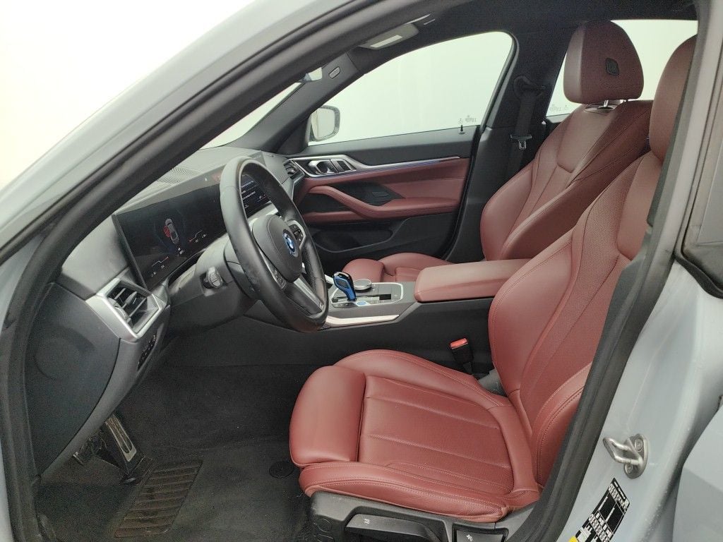 BMW i4 GRAN COUPE 81 kWh eDrive40 340 5d photo