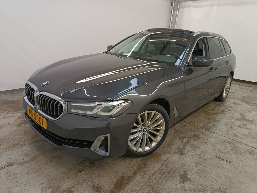 BMW 5 TOURING DIESEL - 2020 520 dXA 190 MHD 5d