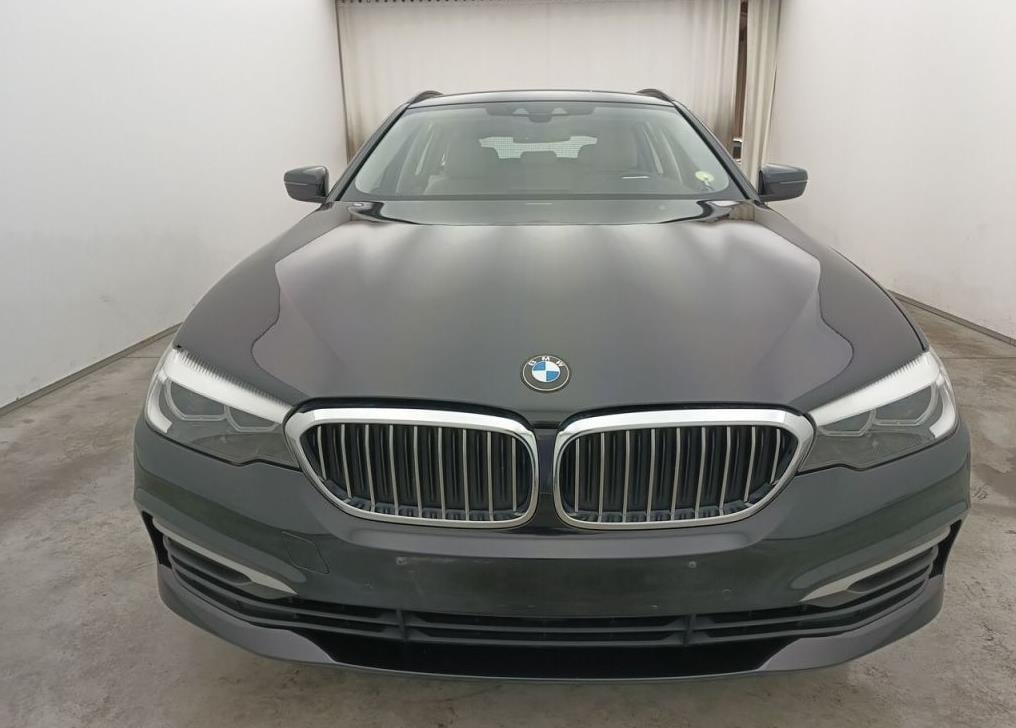 BMW 5 Reeks Touring 520d Aut. (140 kW) Business Edition 5d photo