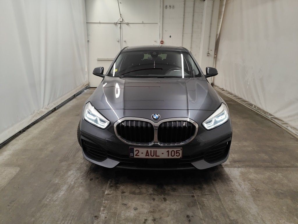 BMW 1 Reeks Hatch 116d (85 kW) 5d photo