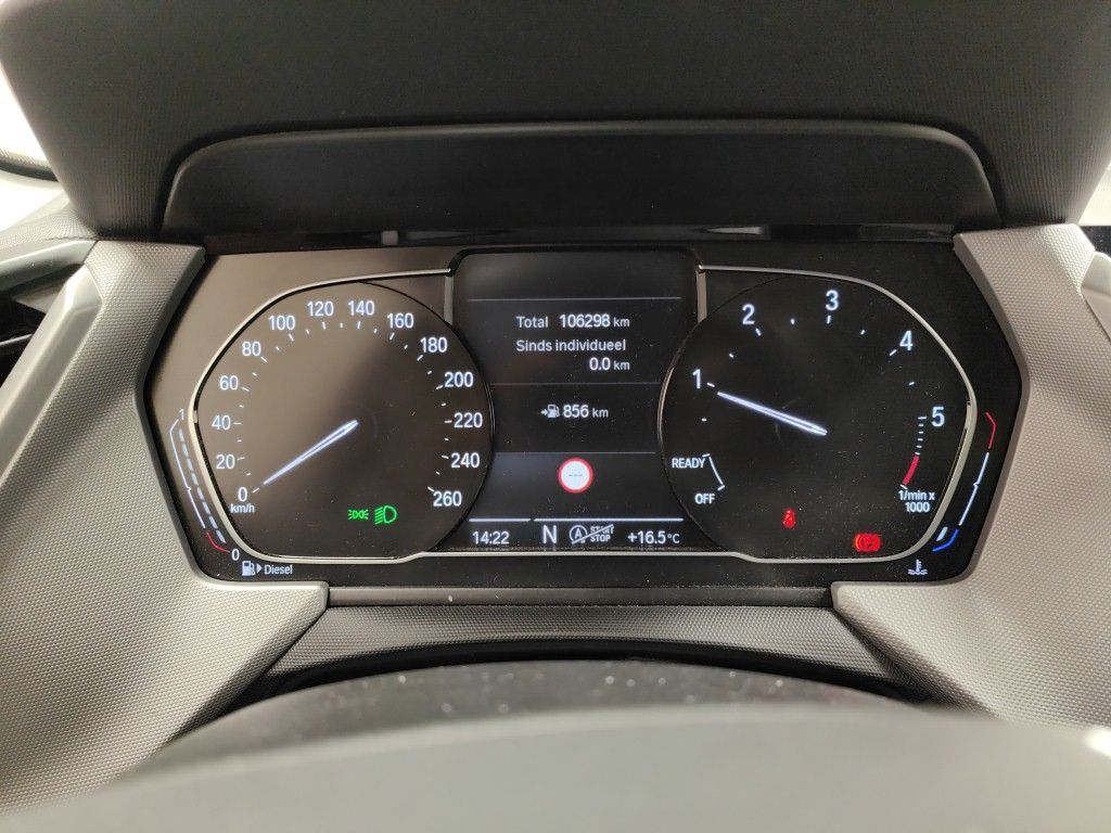 BMW 1 Reeks Hatch 116d (85 kW) 5d photo