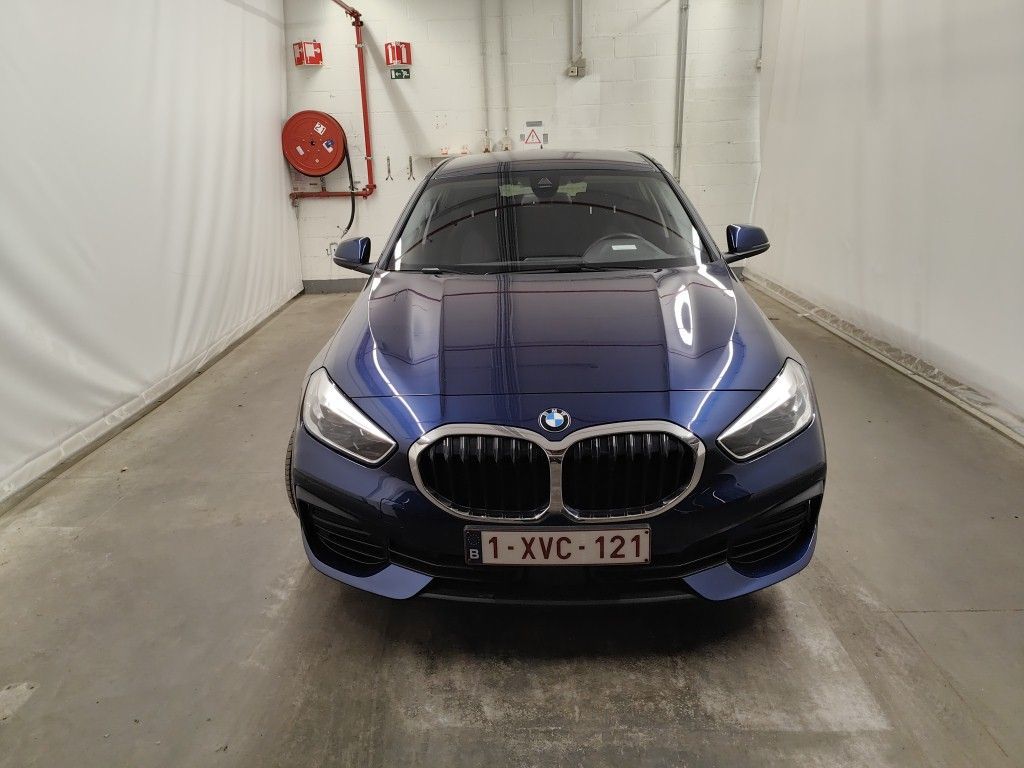 BMW 1 Reeks Hatch 116d (85 kW) 5d photo