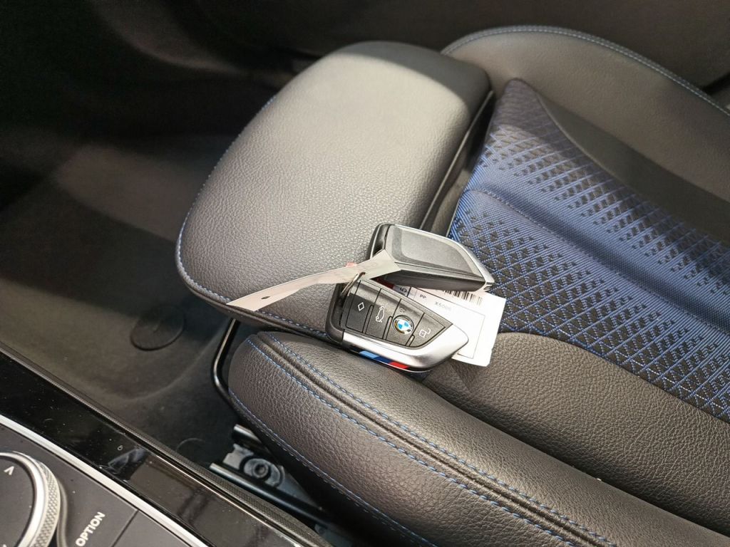 BMW 1 HATCH DIESEL - 2019 118 dA 150hp (EU6AP) 5d photo