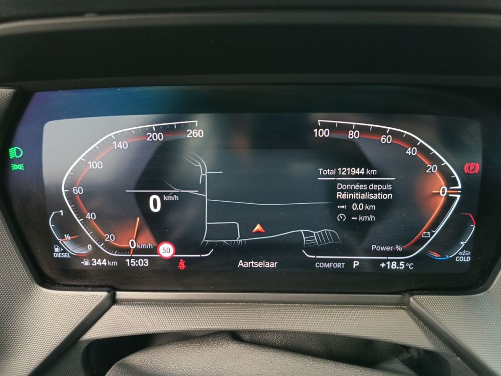 BMW 1 HATCH DIESEL - 2019 118 dA 150hp (EU6AP) 5d photo