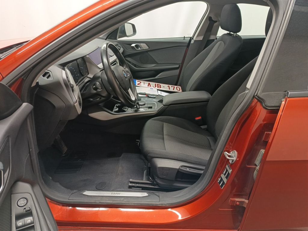 BMW 2 Reeks Gran Coupé 216dA (85kW) 4d photo