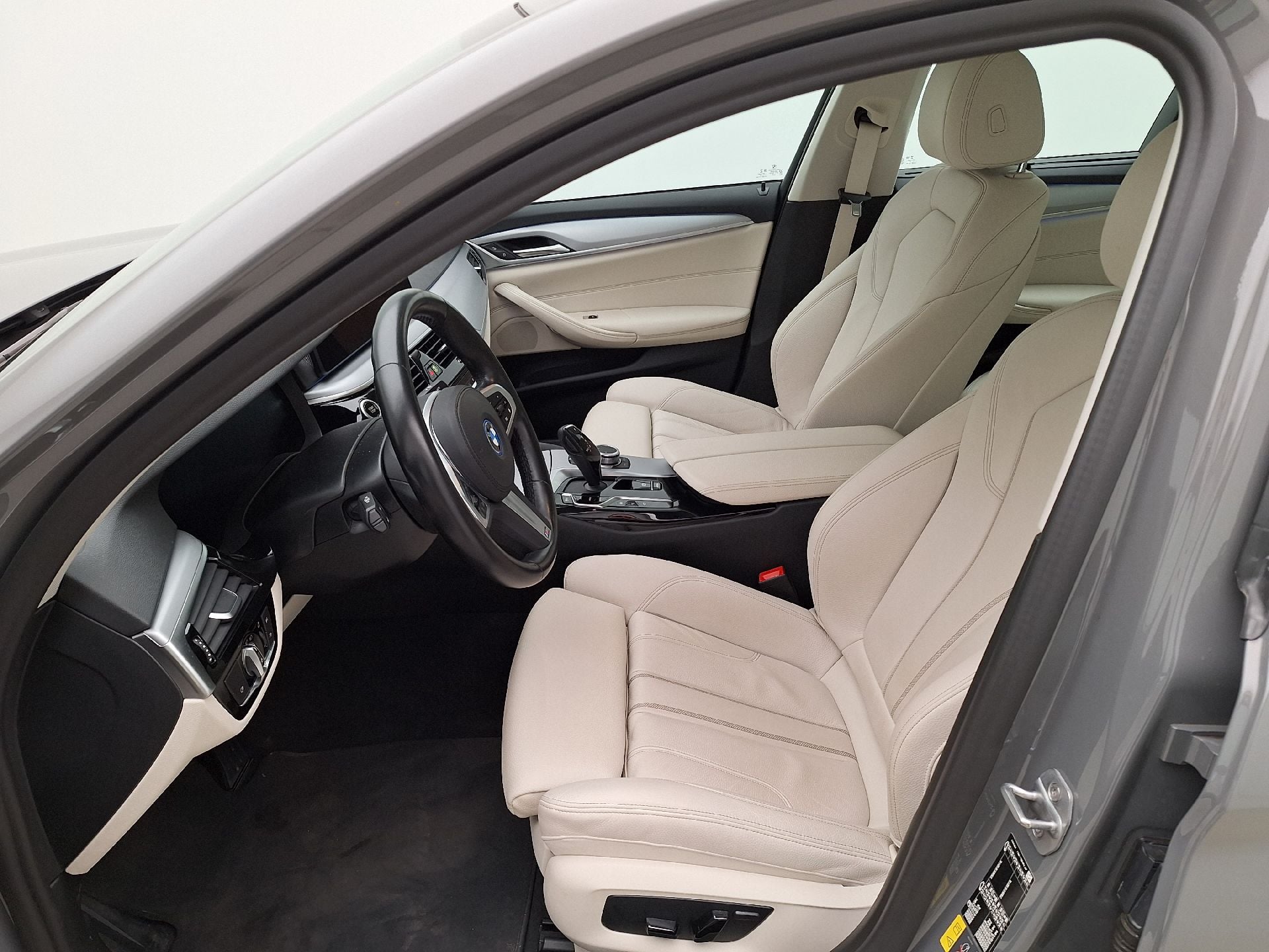 BMW, 5-serie FL'20 PHEV, BMW 5 Reeks Berline 530e 215kW 4d photo