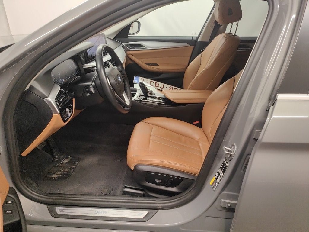 BMW 5 Reeks Berline 520e 150kW 4d photo