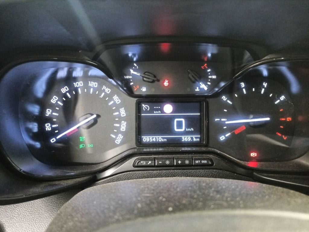 Citroën Berlingo Multispace 1.5 BlueHDi 100 MAN6 Feel M 5d photo