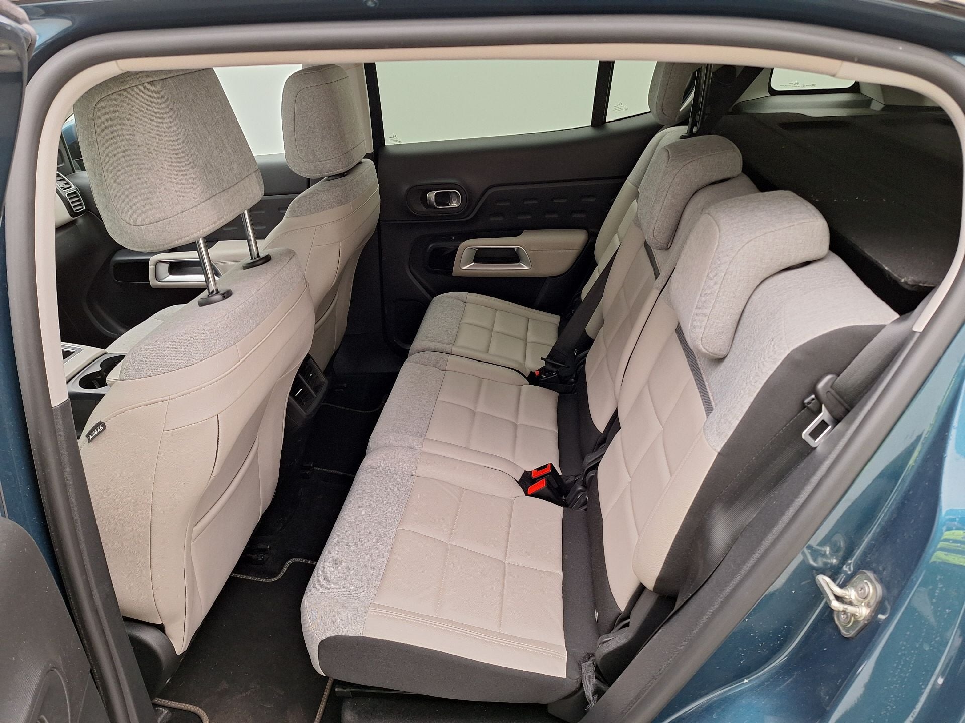 Citroën, C5 Aircross '18, Citroën C5 Aircross Hybrid 225 e-EAT8 Shine 5d photo