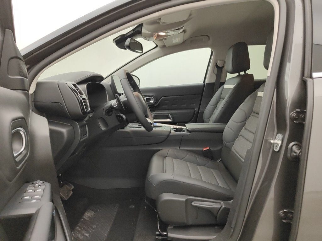 Citroën C5 Aircross 1.5 BlueHDi 130 S&S EAT8 PLUS 5d photo