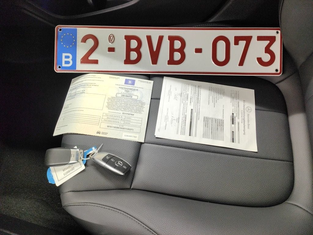 Mercedes-Benz CLA CLA 250 e Business Solution 4d photo
