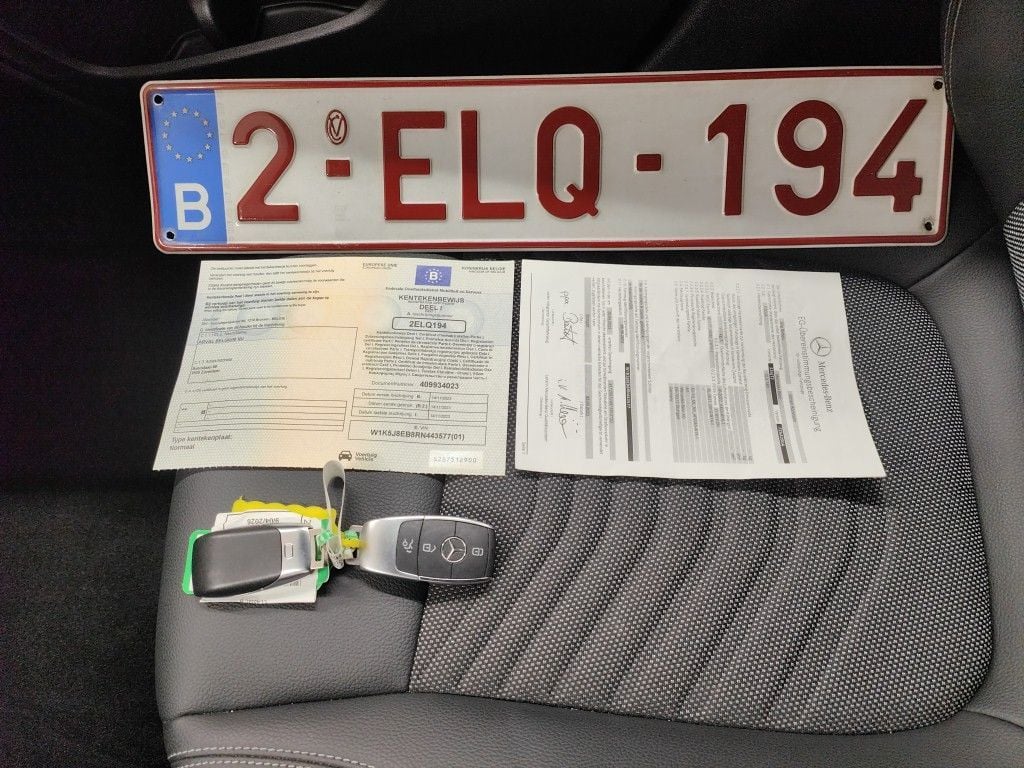 Mercedes-Benz CLA CLA 180 Business Line 4d photo