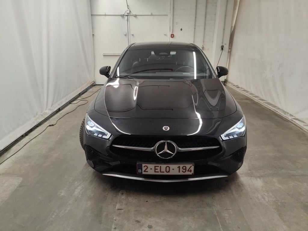 Mercedes-Benz CLA CLA 180 Business Line 4d photo