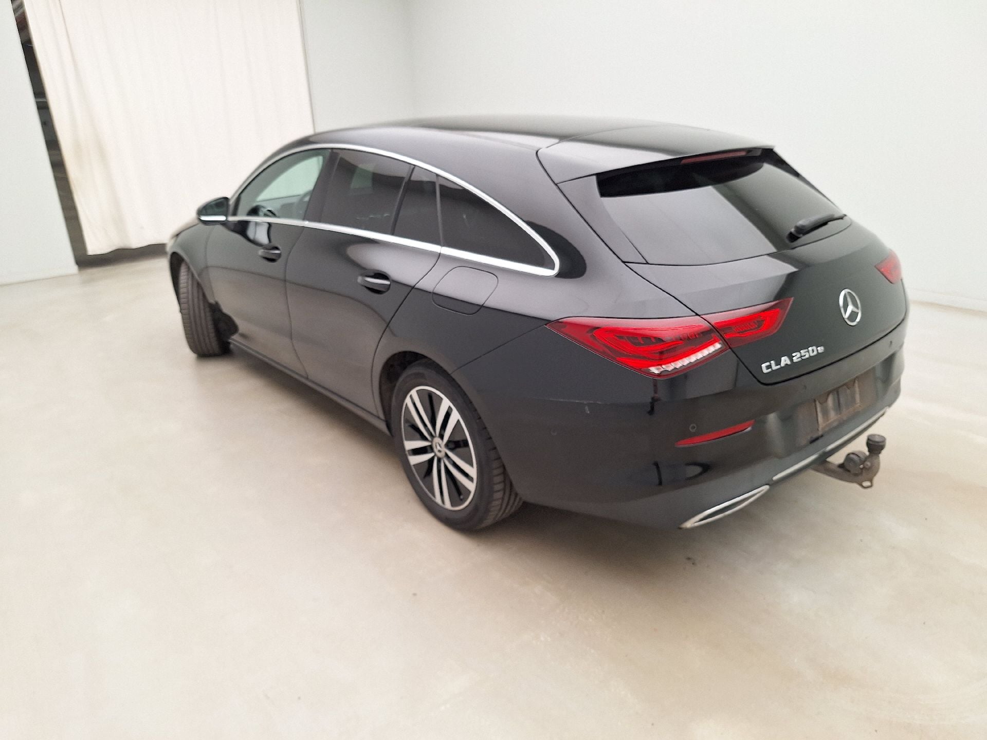 Mercedes, CLA-Clas SB '19 PHEV, Mercedes-Benz CLA Shooting Brake CLA 250 e Busines photo