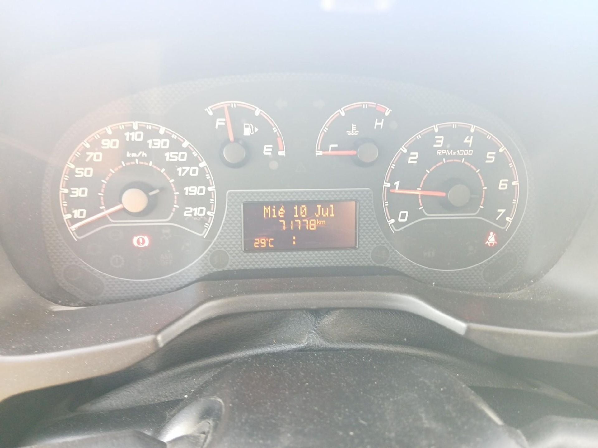 FIAT Fiorino / 2016 / 3P / furgón derivado de turismo Cargo Base N1 1.3 MJet 59 kW (80 CV) photo
