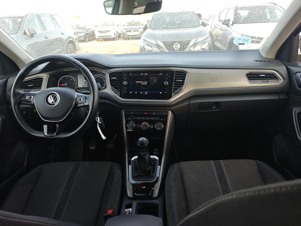VOLKSWAGEN T-Roc / 2017 / 5P / todoterreno Advance 2.0 TDI 85kW (115CV) photo