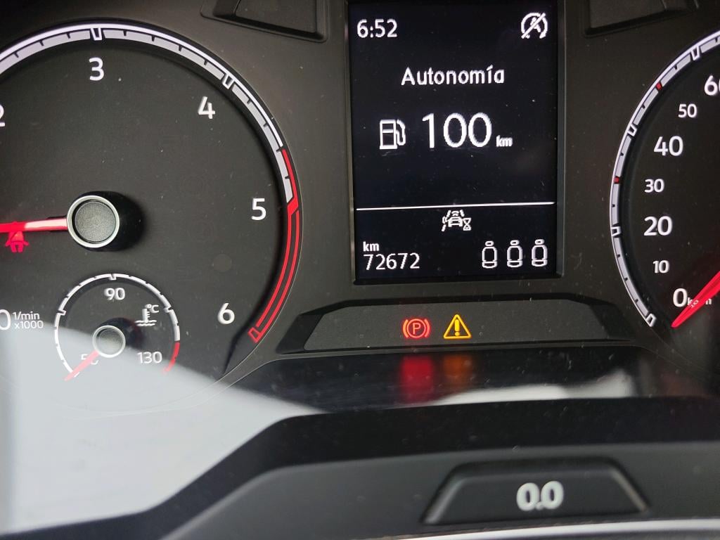 VOLKSWAGEN T-Roc / 2017 / 5P / todoterreno Advance 2.0 TDI 85kW (115CV) photo