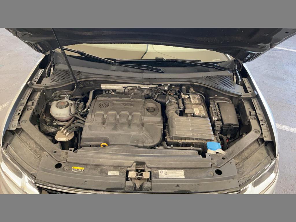 VOLKSWAGEN Tiguan Dsl Tiguan 2.0 TDi SCR Comfortline DSG (EU6.2) photo