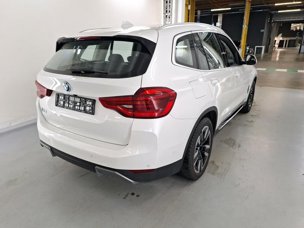 BMW IX3 80KWH AUTO photo