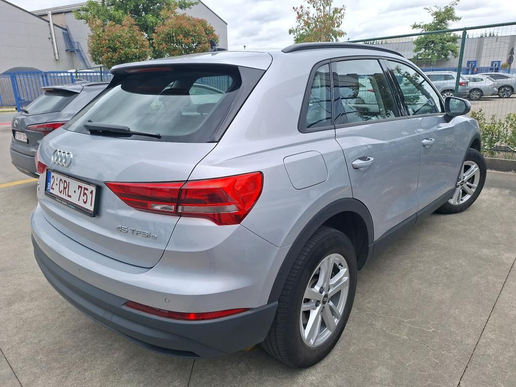 AUDI Q3 1.4 45 TFSI E S TRONIC photo
