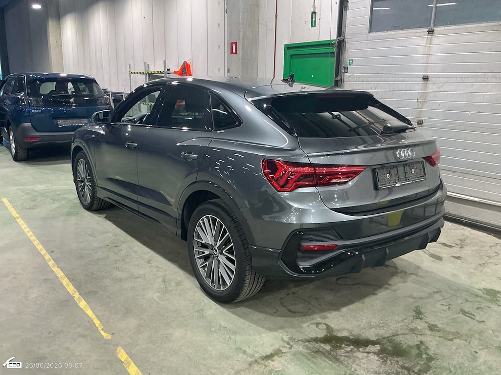 AUDI Q3 SPORTBACK 2.0 35 TDI S TRONIC S LINE BUSINESS ED photo