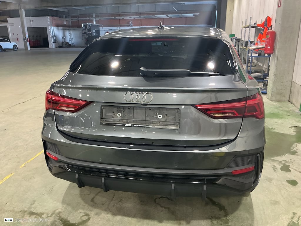 AUDI Q3 SPORTBACK 2.0 35 TDI S TRONIC S LINE BUSINESS ED photo