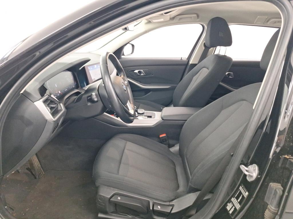 BMW 3 SERIES TOURING 2.0 318IA (115KW) AUTO TOURING photo