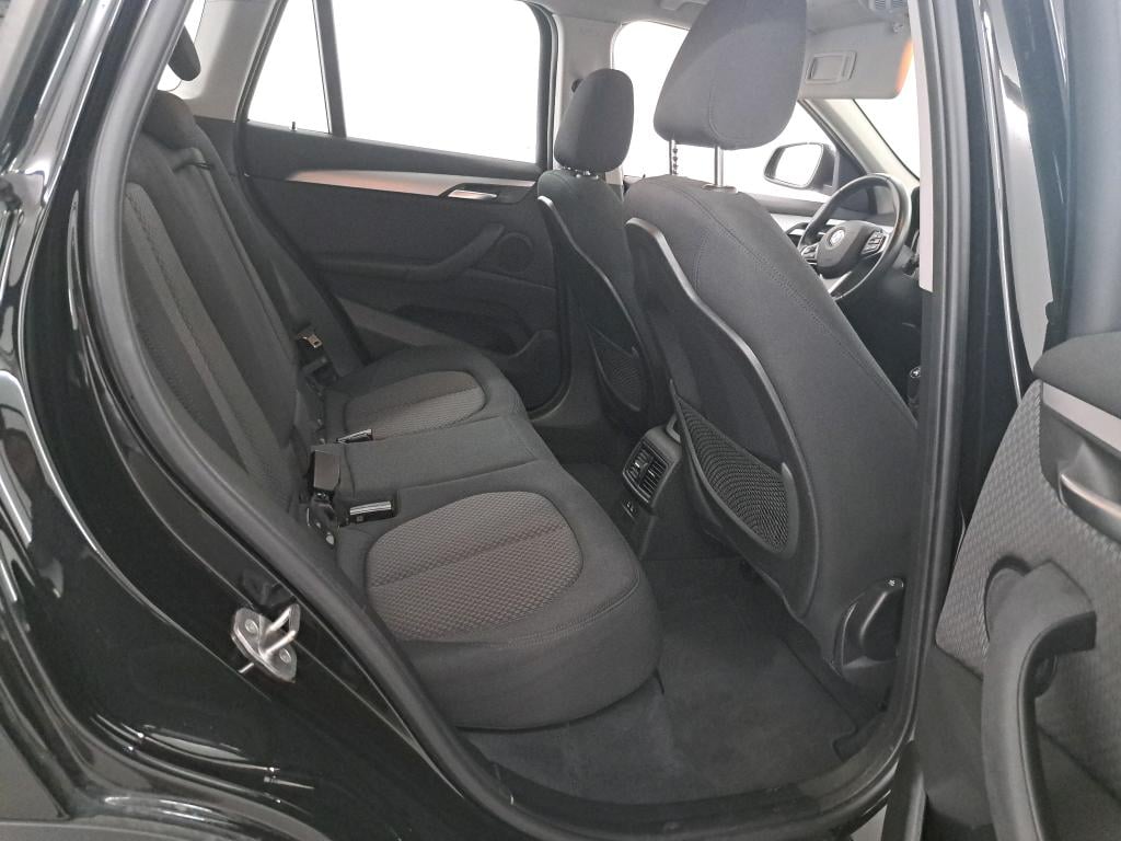 BMW X1 1.5 SDRIVE16D photo