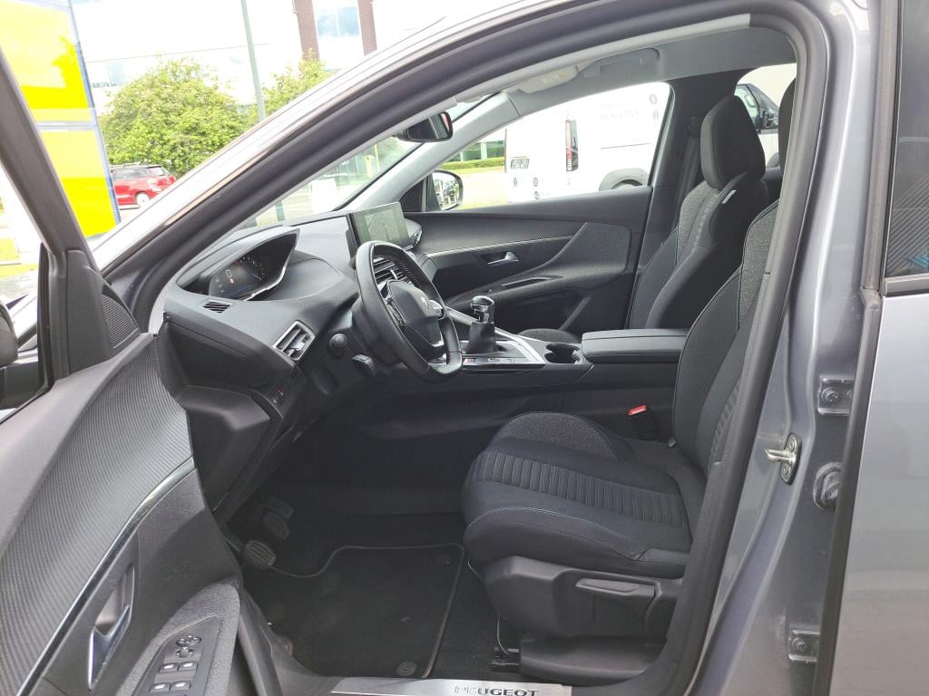 PEUGEOT 3008 1.2 PURETECH 96KW S&amp;S STYLE photo